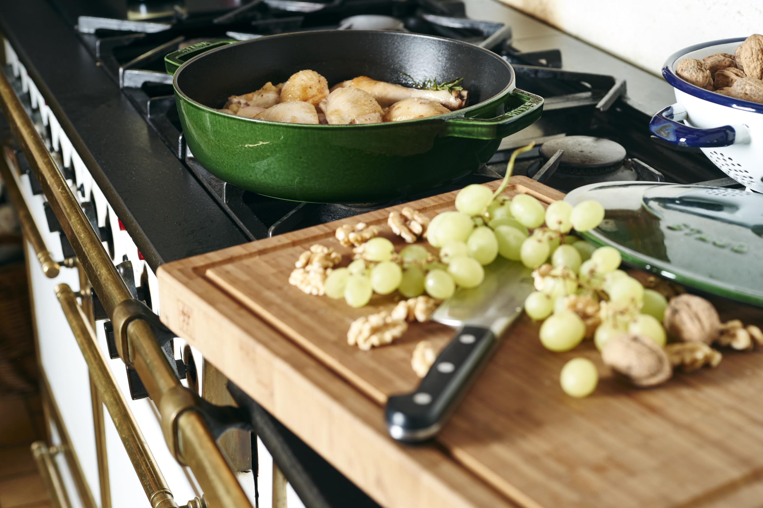 Staub Braiser 40511-478 Saute Pan, Basil Green, 11.0 inches (28 cm), Large, Both Handed, Enameled Pot, Shallow Type, Sukiyaki, Induction Compatible, Japanese Authentic Product
