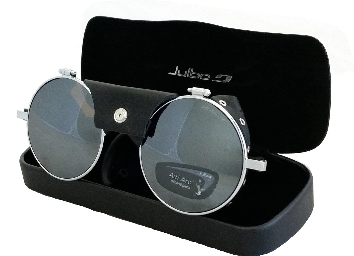 Buy Julbo Vermont Mythic Limited Edition, Black (w/ Alti Arc 4 Lenses) at Amazon.in