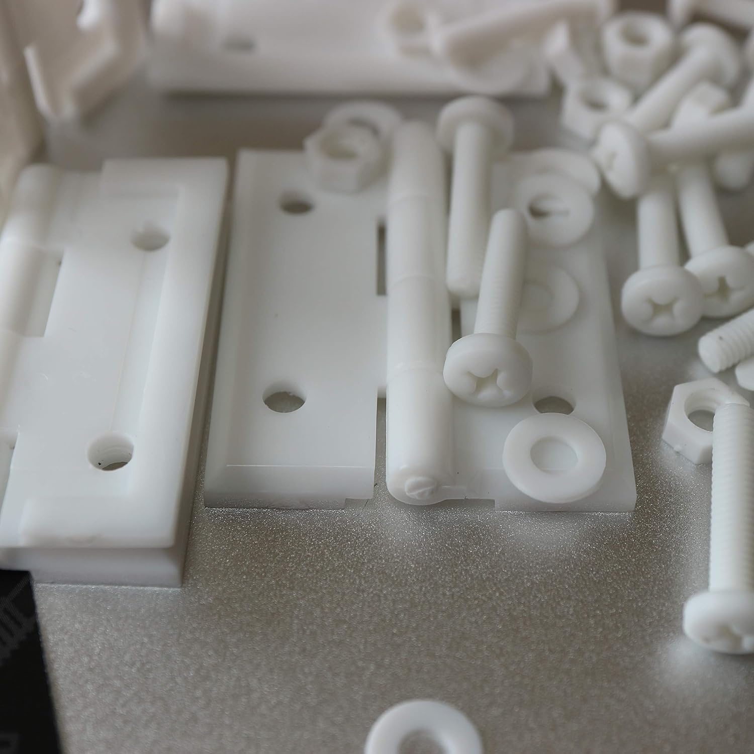 4 x Angled L Hinge Hinges Brackets, White Acrylic + 20x Bolts, Clear Right Angle Bracket, Corner, 45mm