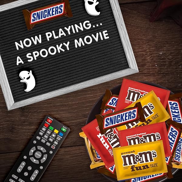 M&M’S PEANUT, SNICKERS CRUNCHY & SNICKERS ORIGINAL FUN SIZE TRICK OR TREAT INDIVIDUALLY WRAPPED MILK CHOCOLATE HALLOWEEN CANDY VARIETY ASSORTMENT, 35 CT BULK BAG