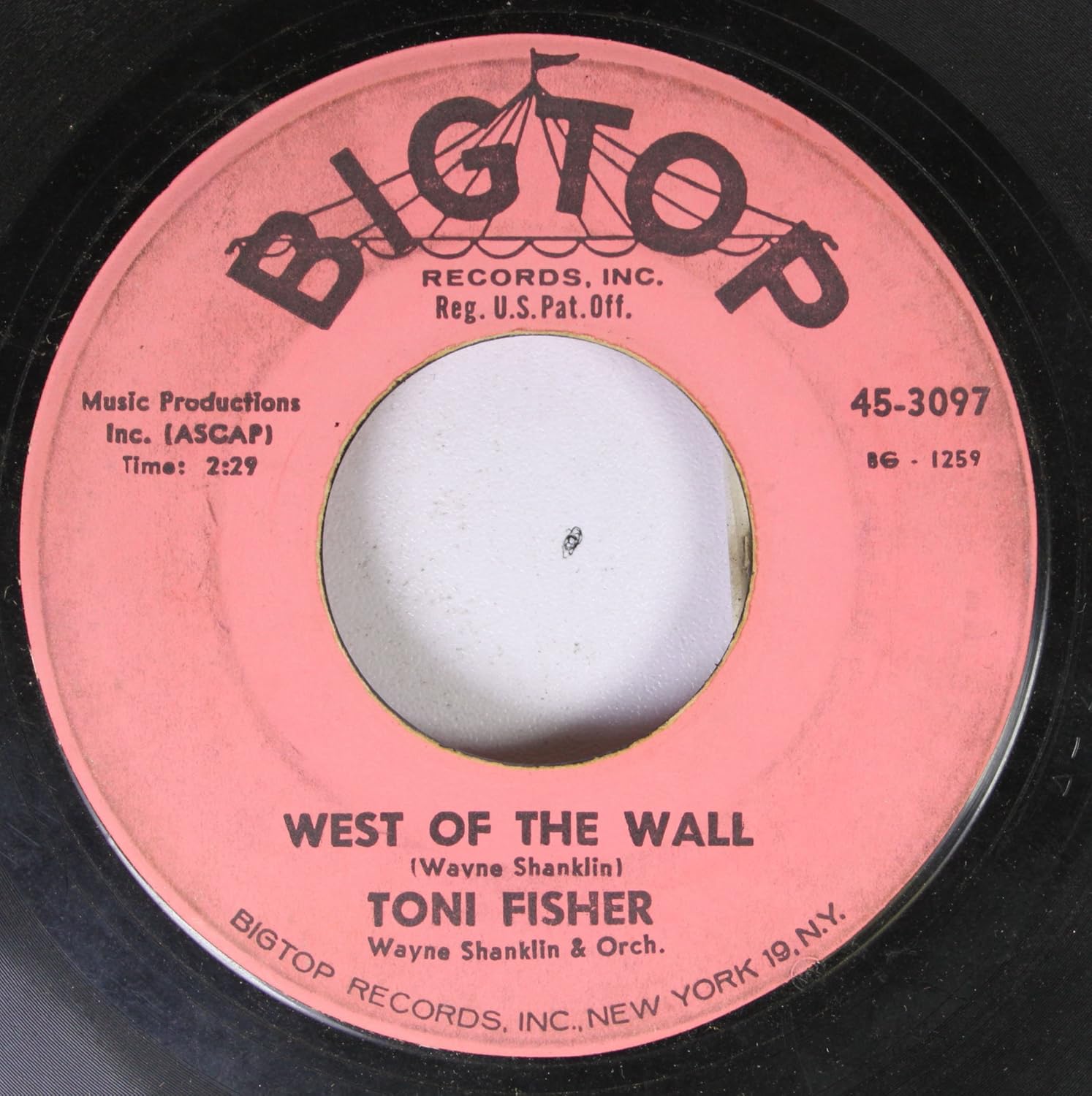 Toni Fisher West Of The Wall