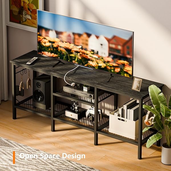 FUROLOGEE TV STAND WITH POWER OUTLETS, ENTERTAINMENT CENTER WITH OPEN STORAGE SHELVES FOR TVS UP TO 55 INCH, MEDIA CONSOLE TABLE WITH SOUNDBAR SHELF FOR LIVING ROOM, BEDROOM, BLACK OAK