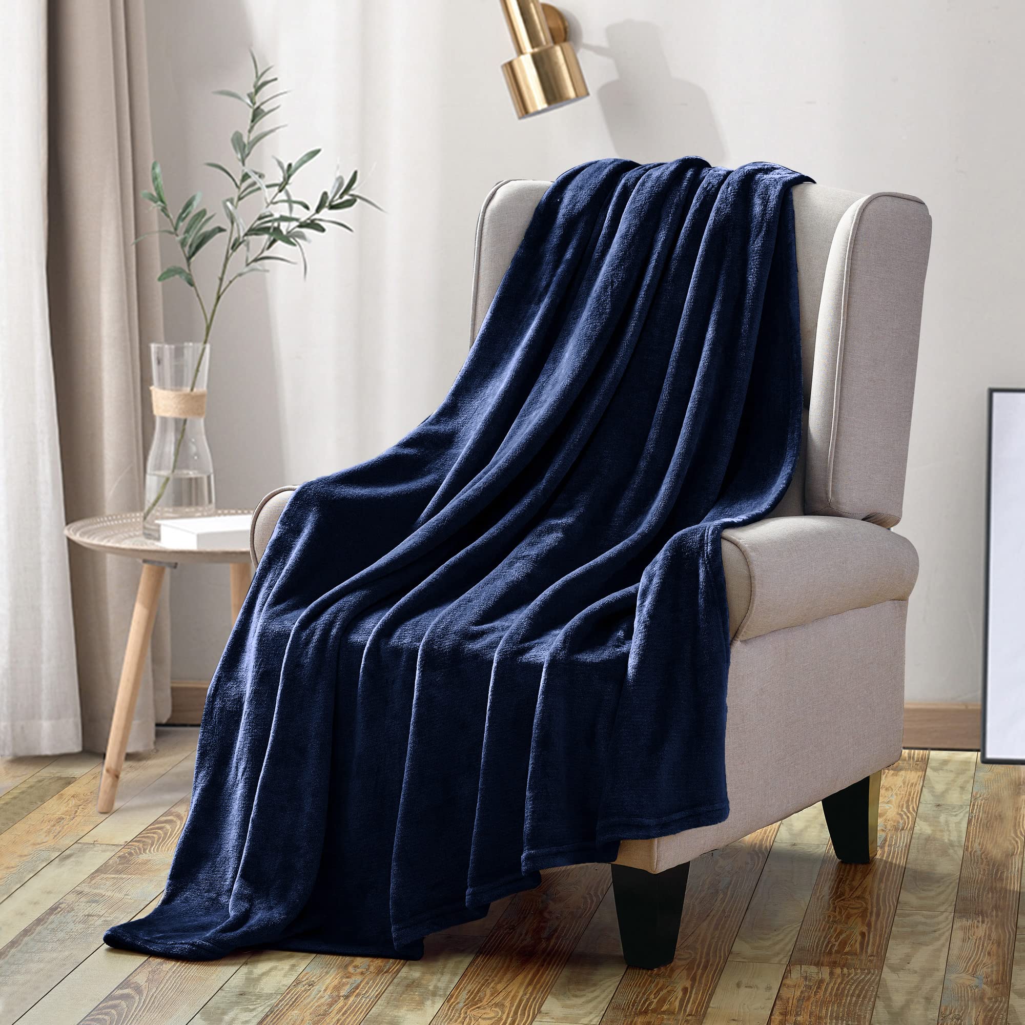 softan Fleece Blanket Twin Size Navy Blue Soft Thick Fleece Flannel Blanket for Single Couch,Sofa,Single Bed,Travel,150 x 200cm