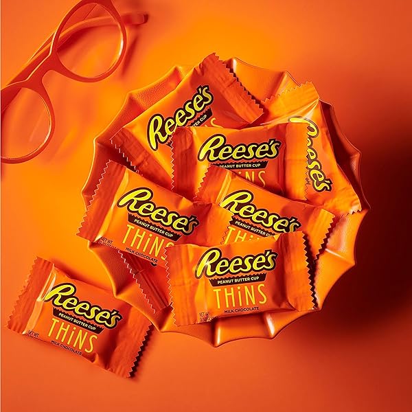 REESE’S THINS MILK CHOCOLATE PEANUT BUTTER CUPS, CANDY PARTY PACK, 24.05 OZ