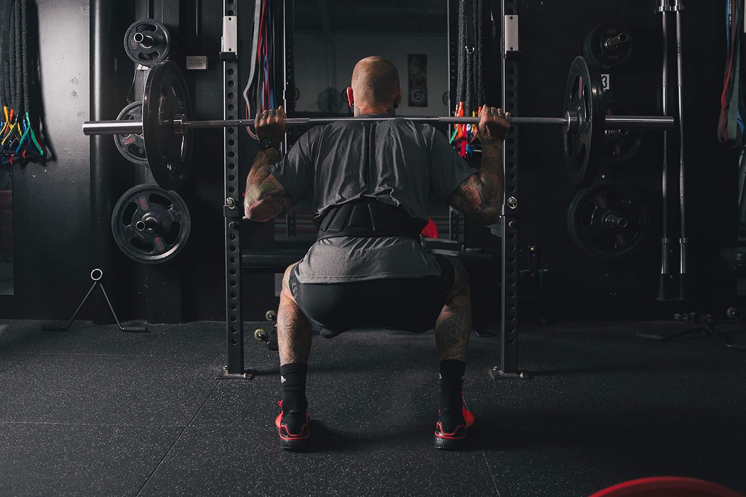squats with weight belt