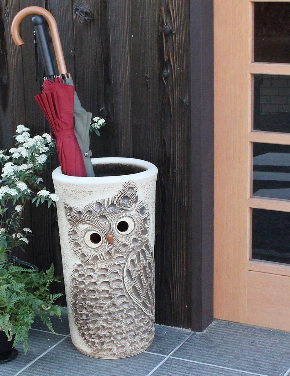 日本限定 信楽焼 フクロウ傘立て しがらき焼 笠立て 陶器 おしゃれ Kt 日本限定 信楽焼 フクロウ傘立て しがらき焼 笠立て 陶器 おしゃれ Kt