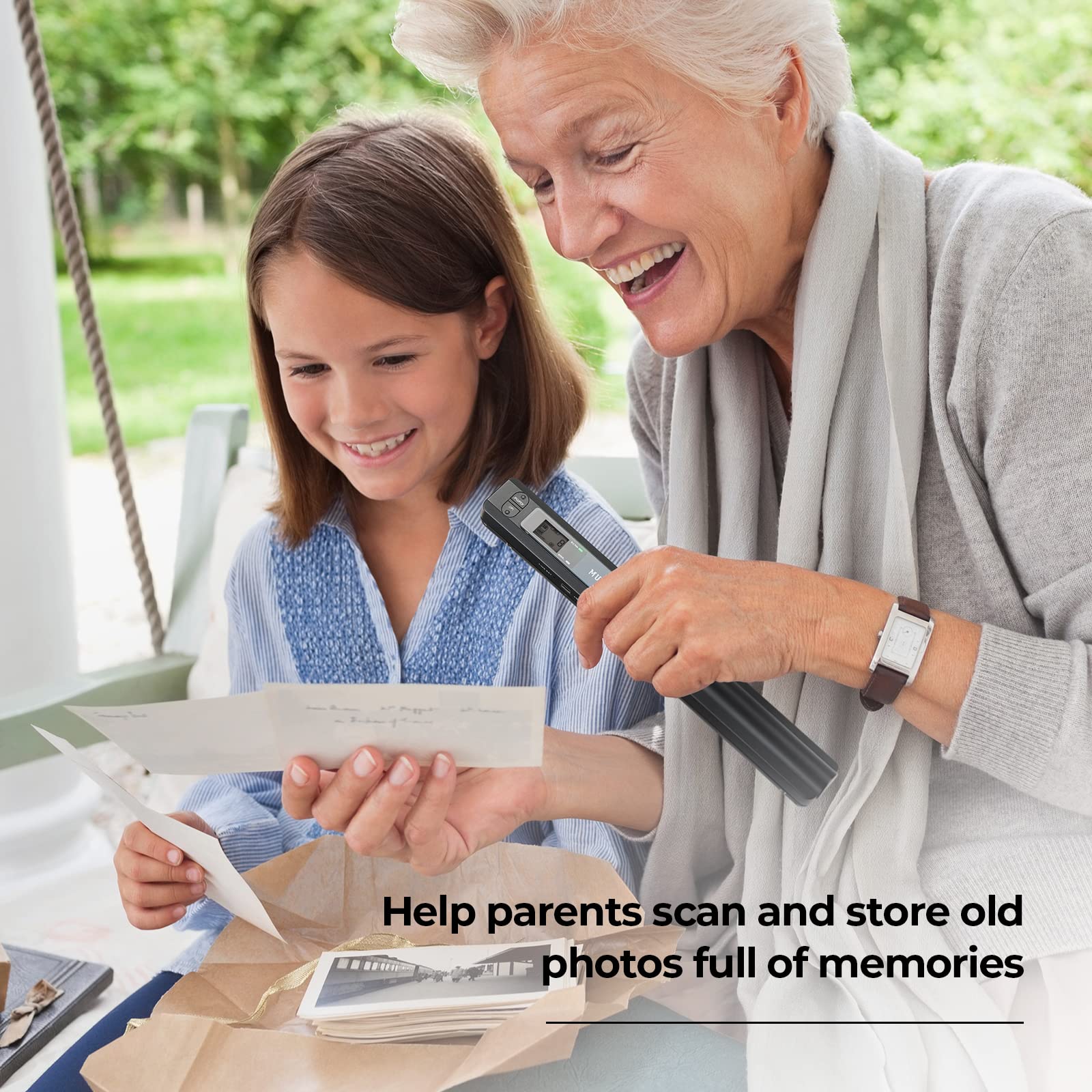 MUNBYN Portable Scanner, Photo Scanner for A4 Documents Pictures Pages Texts in 900 Dpi, Flat Scanning, Include 16G SD Card, Wand Document Reader Uploads Images to Computer Via USB Cable, No Driver