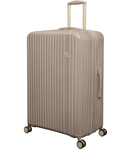 Amazon.com: It Luggage Luxuriant 31