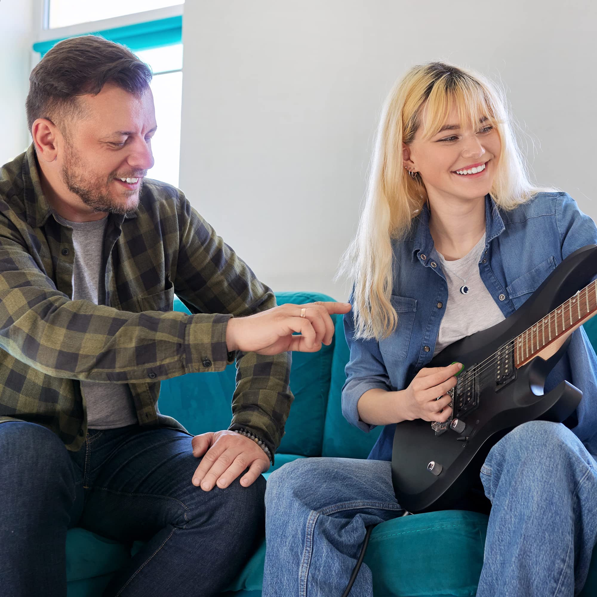 Sereney Christmas Daughter Gifts from Mom, Silver Moon Star Necklace as Bonus Daughter Gifts, Bonus Daughterr Necklaces from Mom, Step Daughterr Present from Stepmom Stepdad Lockets