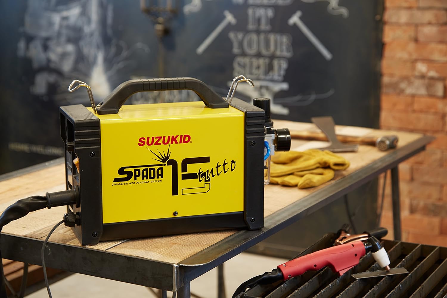 プラズマ切断機おすすめ11選 100vのdiyモデルから0vの作業用まで マイナビおすすめナビ