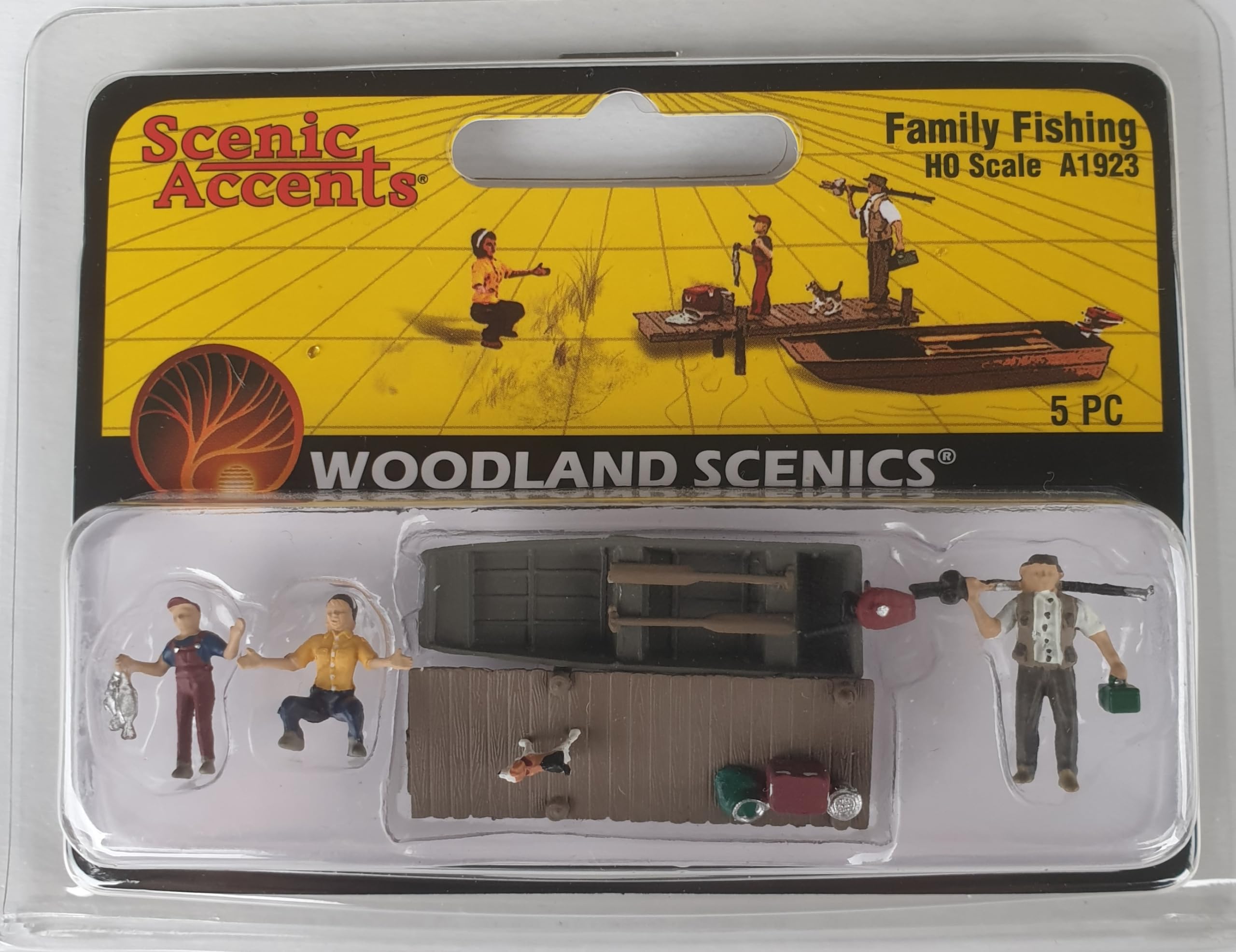 Woodland Scenics HO Scale Scenic Accents Figures/People Set Family Fishing (4) by Woodland Scenics