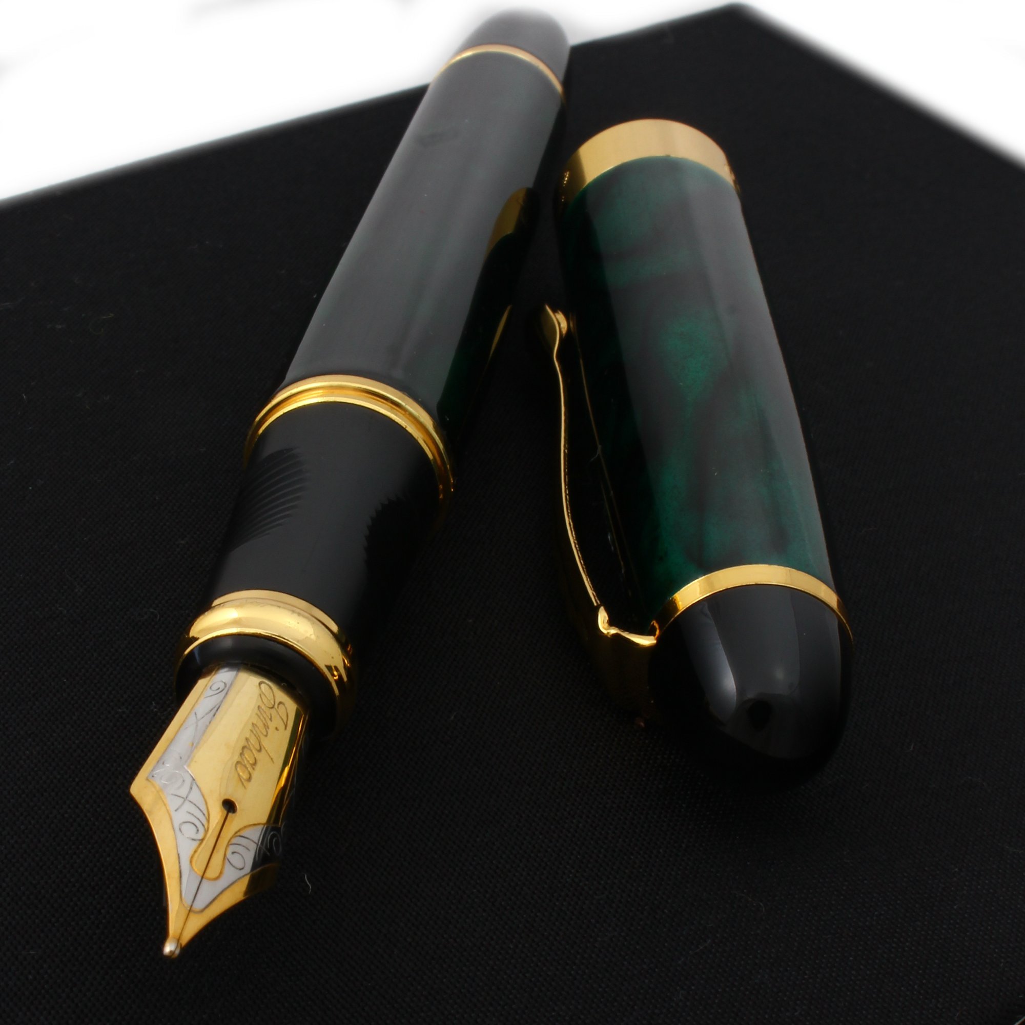 Green / Black Nib 18 K Gold-Plated Fountain Pen F202