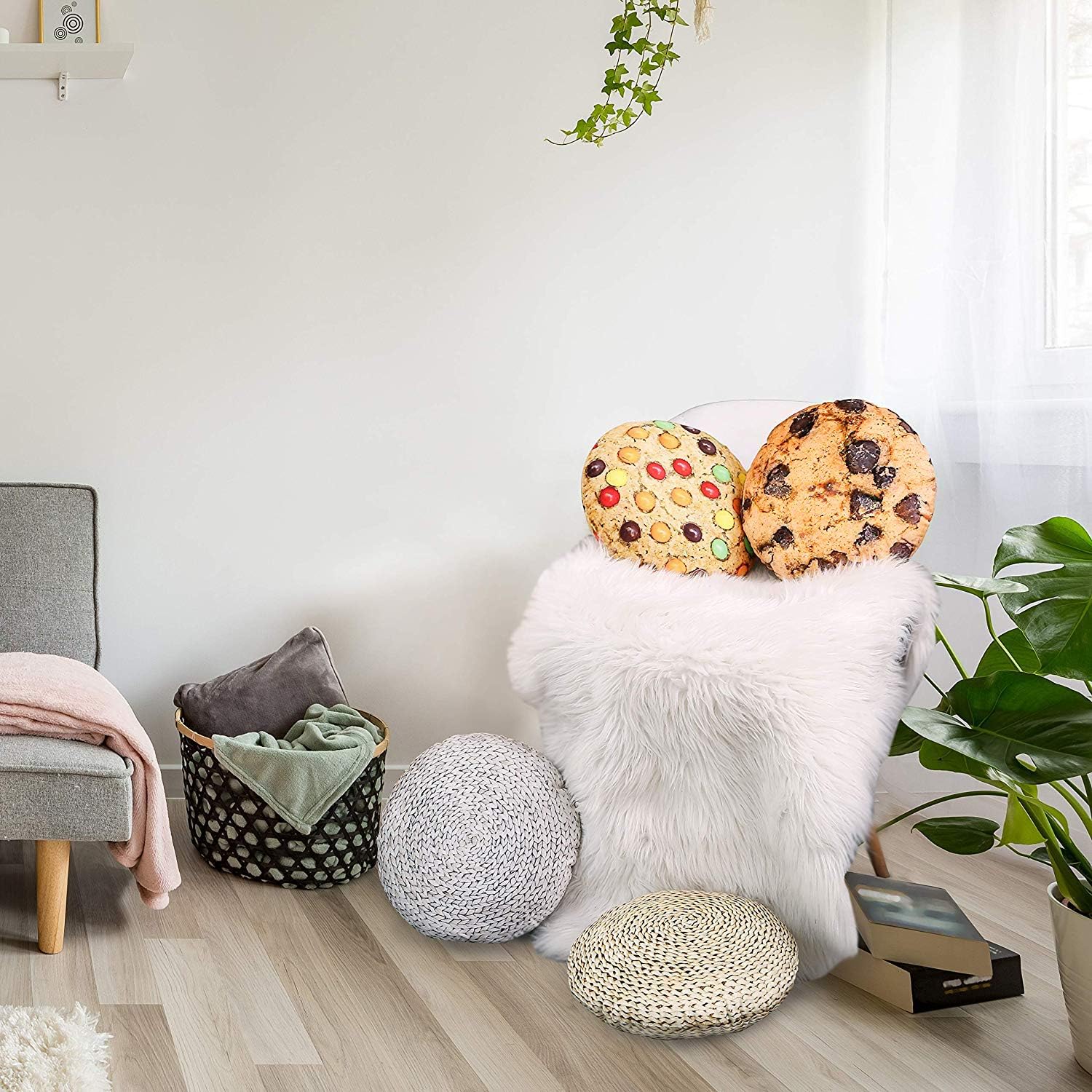 HYSEAS Round Throw Pillow 13.4 Inch Chocolate Cookie, 3D Digital Print Decorative Comfortable Soft Plush Funny Food Shaped Pillow Light Weight Seat Pad Cushion for Couch, Chair, Floor, Sofa: Home & Kitchen