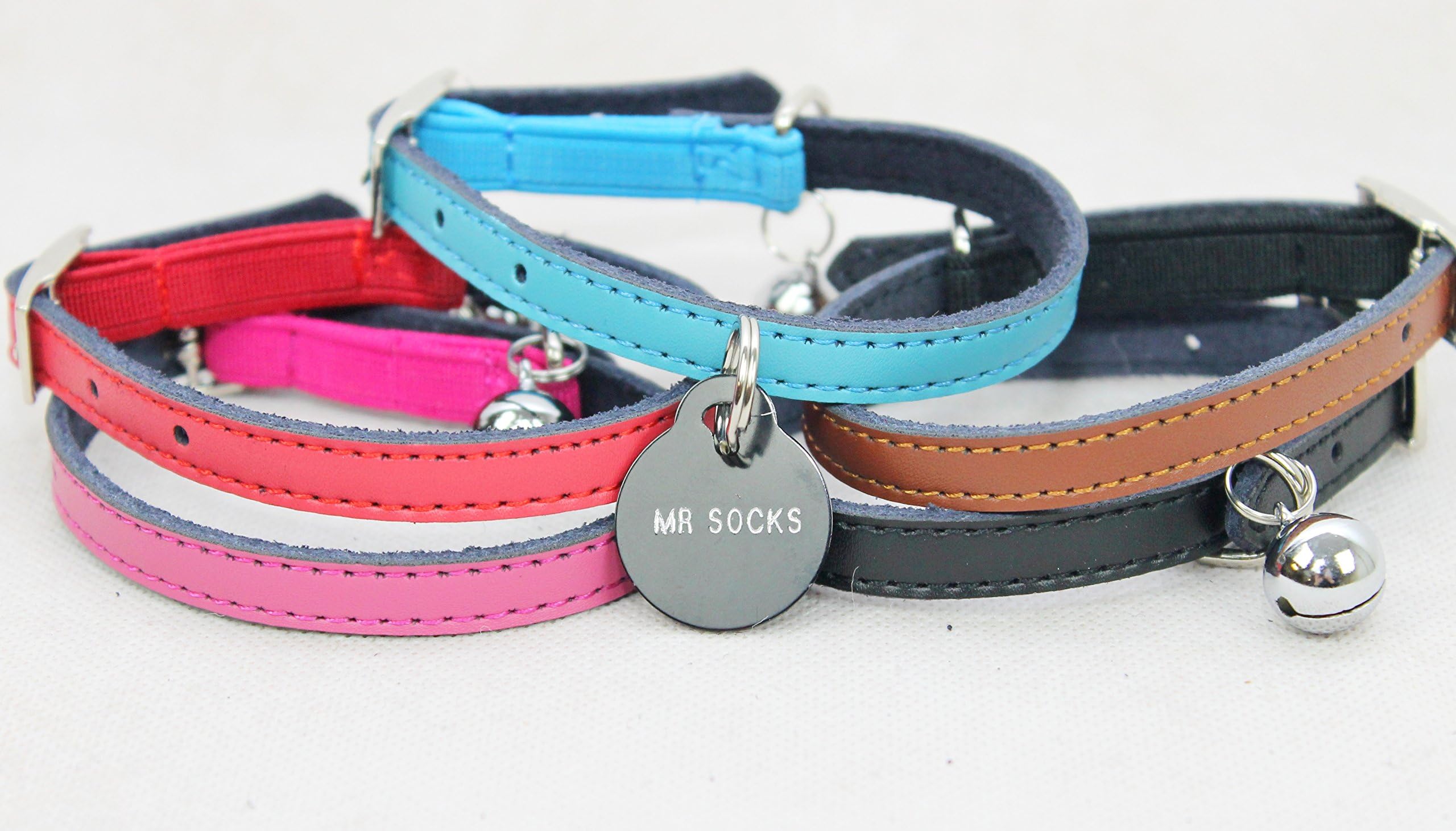 RS PETS CAT/KITTEN REAL LEATHER COLLAR & PERSONALISED DOUBLE SIDED ID TAG (Black, Black Tag)