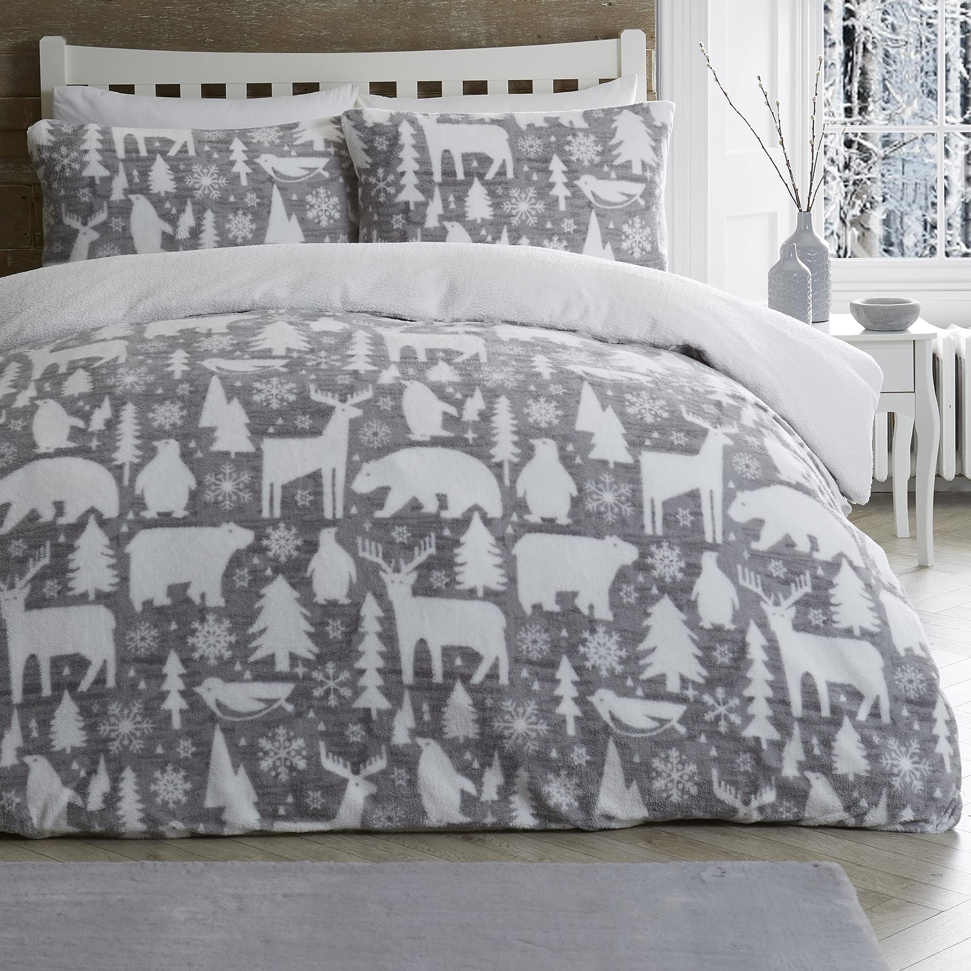 Fusion Arctic Animals Duvet Cover Single Bed Teddy Fleece Winter Bedding (140x200cm) – 1 Pillowcase – Polar Bear, Deer & Penguin Design – Soft Christmas Decorations, Grey