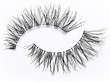 Eylure Fluttery Light No. 117 False Lashes Texture with Glue view 2