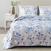 Great Bay Home Floral Twin/Twin XL Quilt Set with Shams, Blue Floral Bedding Set, All-Season, Lightweight Bedspread. Reversible, Farmhouse Bedding. (Twin/Twin XL, April Morning)