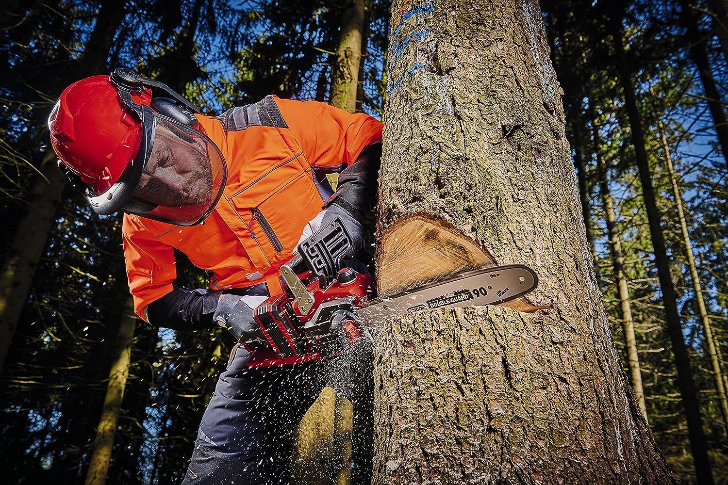 Einhell Professional Akku-Kettensäge GP-LC 36/35 Li-Solo Power X-Change (Li-Ion, 36 V, 33 cm Schnittlänge, 15 m/s Schnittgeschwindigkeit, bürstenloser Elektromotor, ohne Akku & Ladegerät) 4