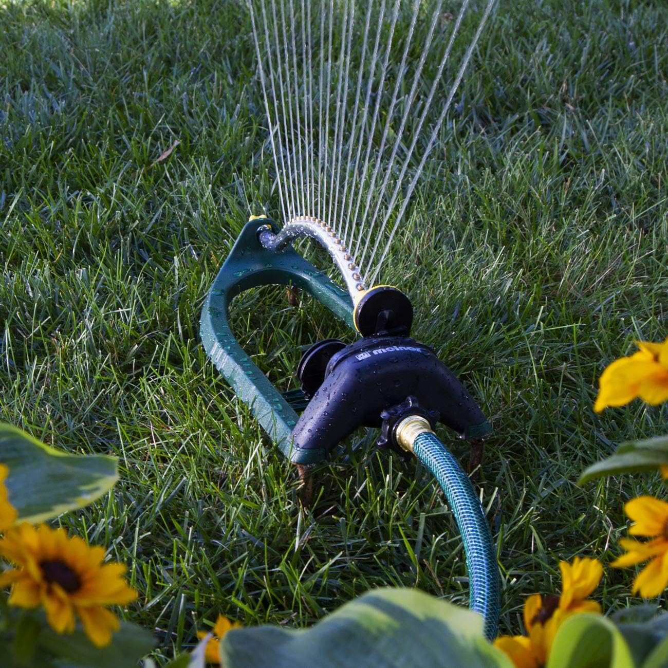 Melnor 65048-AMZ Oscillating Sprinkler with Brass Nozzles and QuickConnect Product Adapter Set, 3, 400 sq. ft,  Bundle : Garden & Outdoor