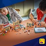 LEGO Marvel Spider-Man vs Mysterio Daily Bugle Building view 5