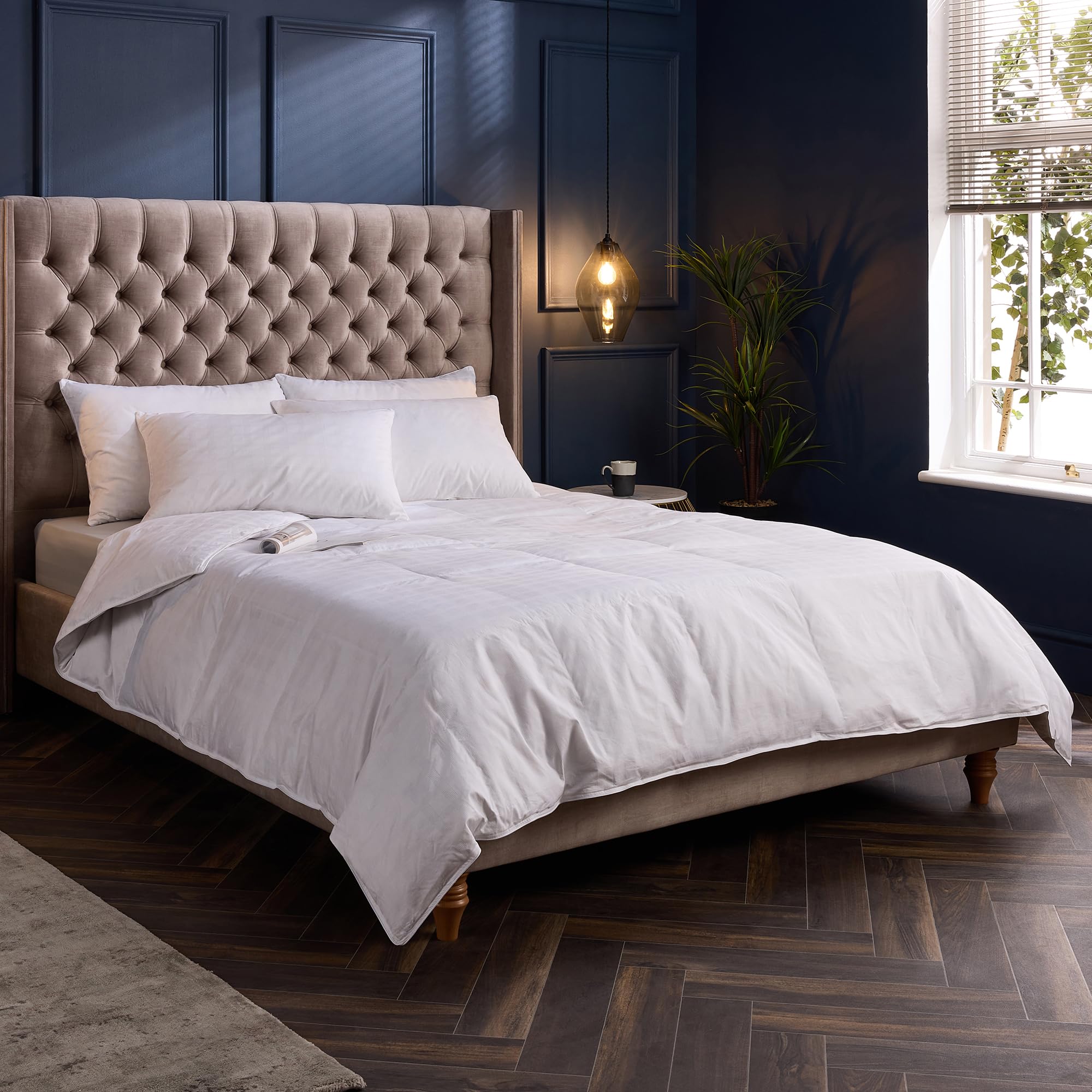 Snuggledown Hungarian Goose Down Duvet Double 10.5 Tog - All-Year Round Quilt with Ethically Sourced 80:20 Blend | UK-Made, 300tc Cotton Cover, Box Stitch, Washable (200 × 200cm)