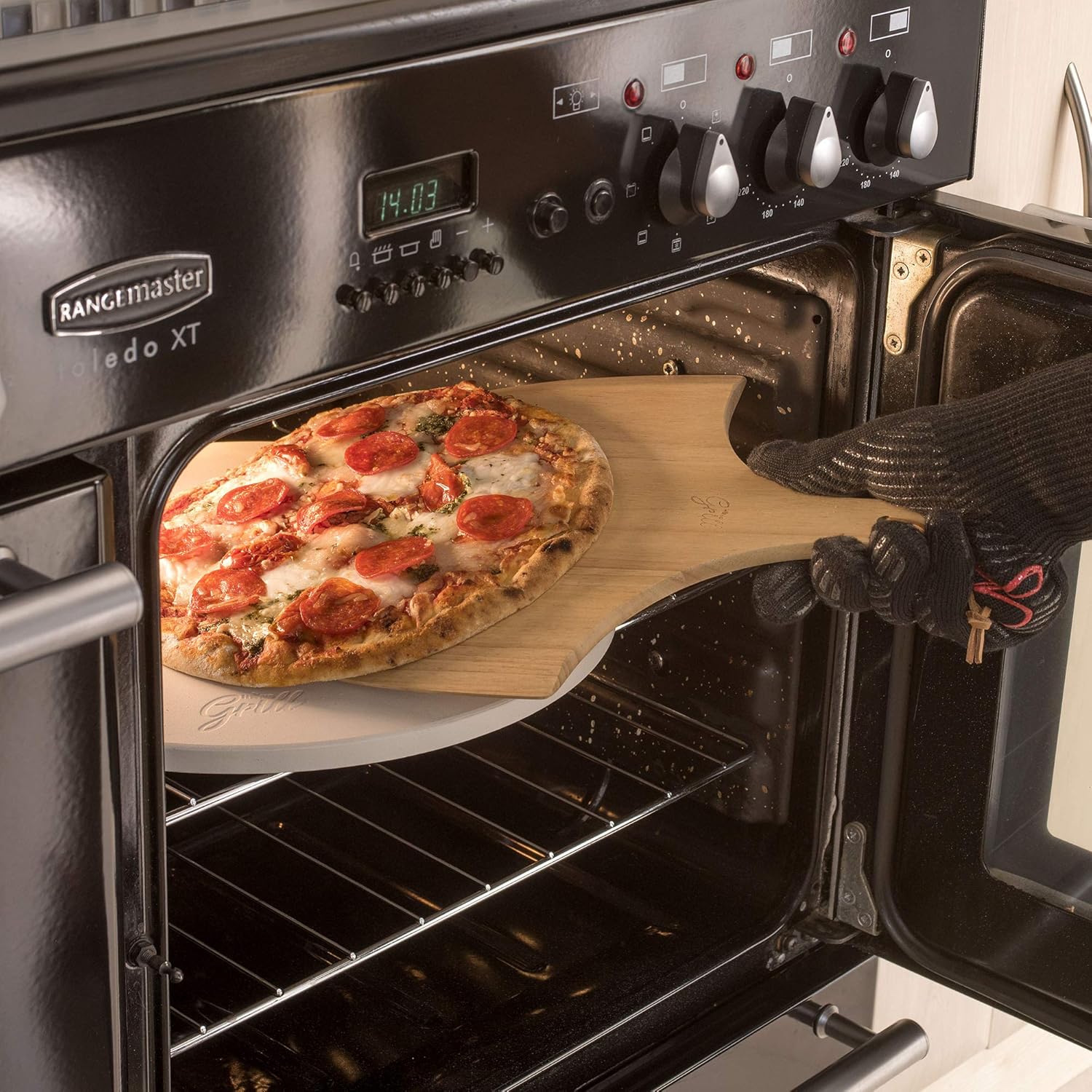 Hans Grill Pizza Stone for Oven and Grill/BBQ Cook Pizzas in Seconds 15" Circular Board with Free Wooden Pizza Peel X Large 15 Inches Easy Handle Baking | Bake Grill, for Pies, Pastry Bread, Calzone : Garden & Outdoor