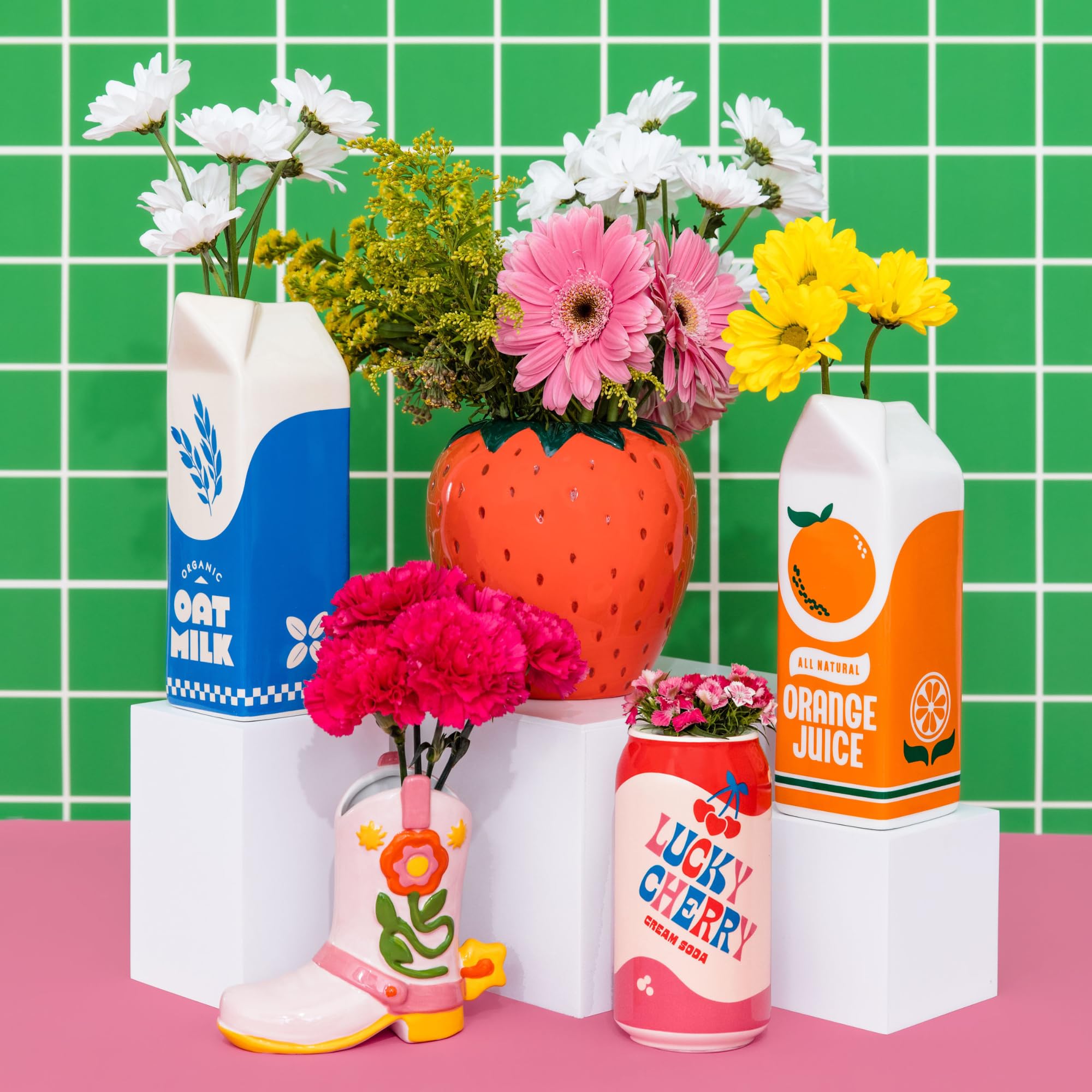 ban.do Vintage Inspired Strawberry Vase, Decorative Ceramic Vase, Large Flower Vase, Unique Strawberry Decor for Home/Kitchen/Office - Image 8