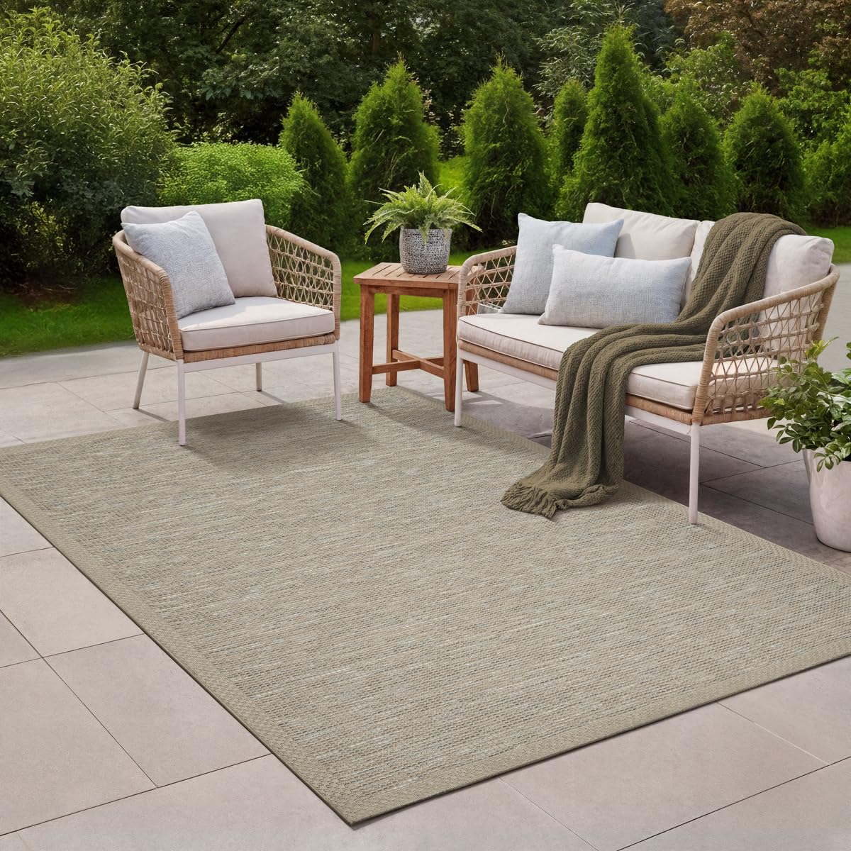 the carpet Calgary - Robust, weatherproof & UV resistant outdoor carpet for balcony, terrace, conservatory, kitchen or dining room - Beige Grey - 67 x 180 cm