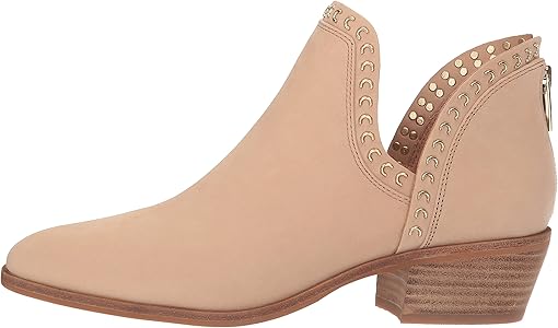 prafinta vince camuto