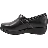 softwalk nursing clogs