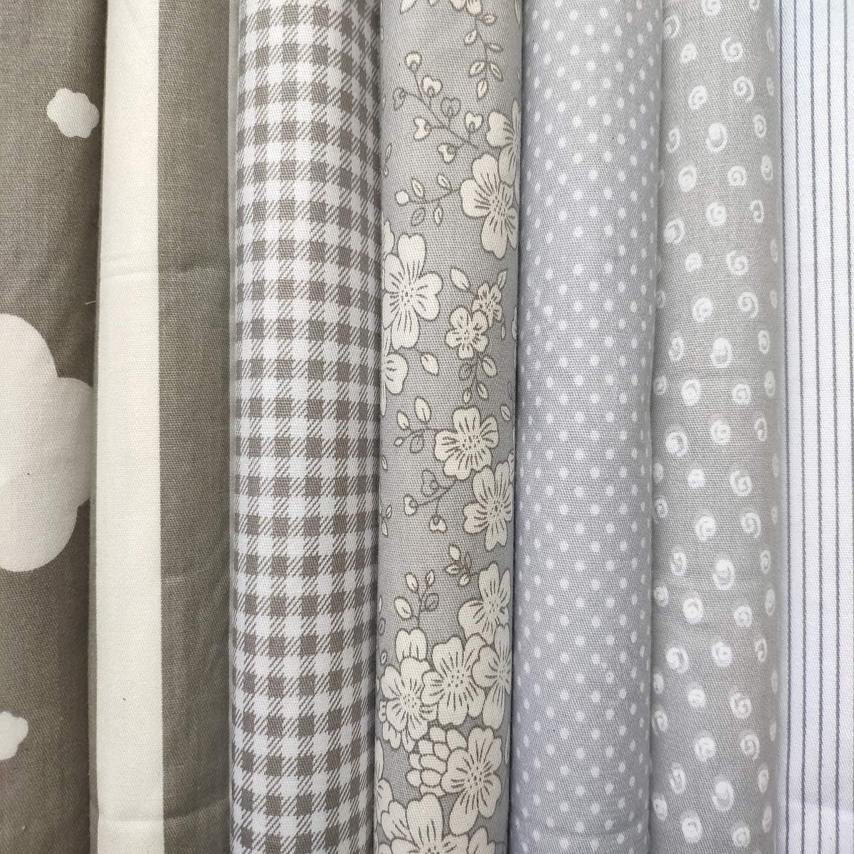 CraftsDIY 7PCS Grey Fat Quarters Quilting Fabric Bundles 46x56cm Top