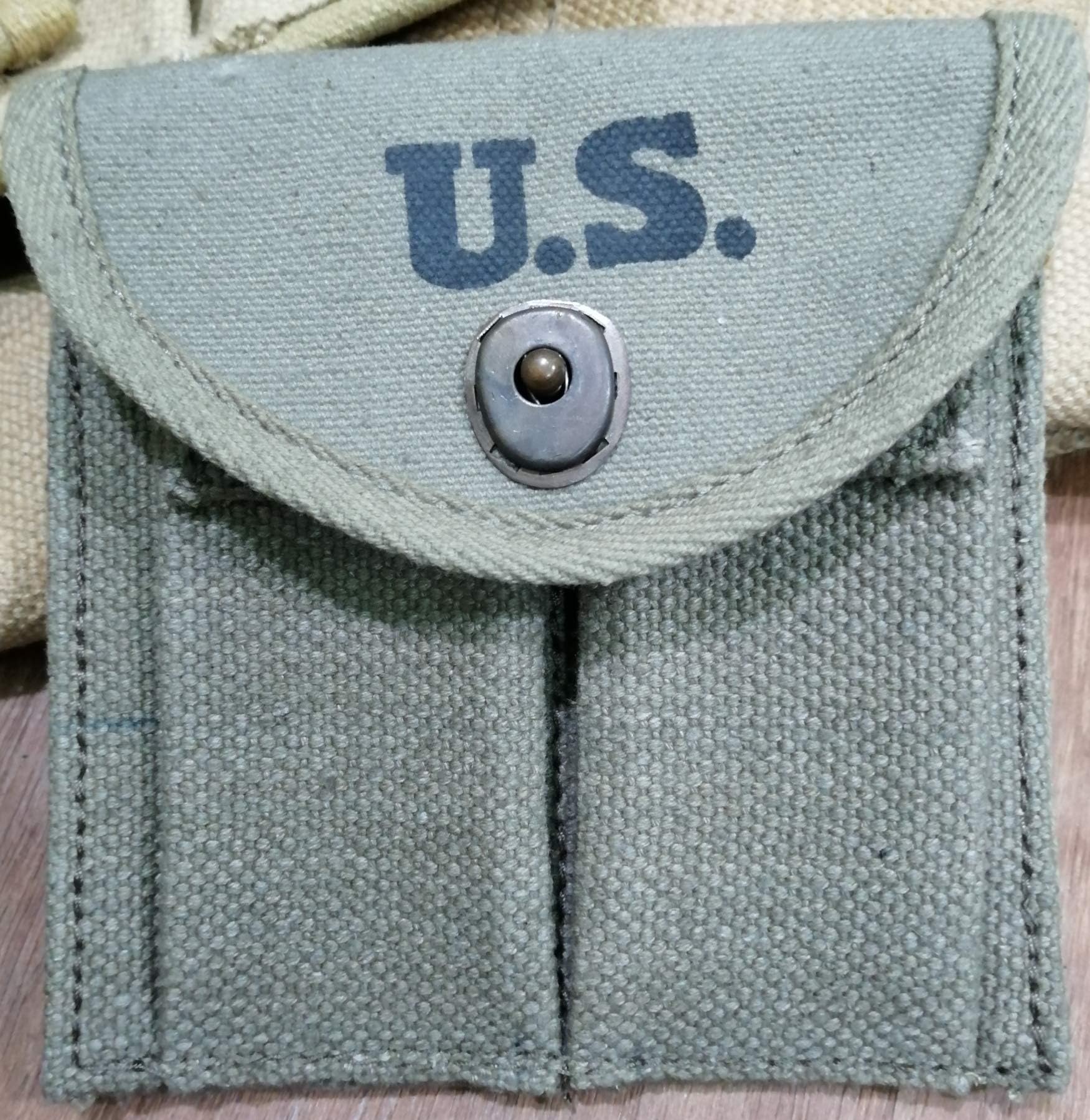 World War Replica WWII-US-webbing-M1-Carbine-Khaki-Canvas-Magzine- Ammo AmmunitionsCartridge-Pouch-Fit Around- Buttstock-Stock-Pistol Waist(pack of 5)