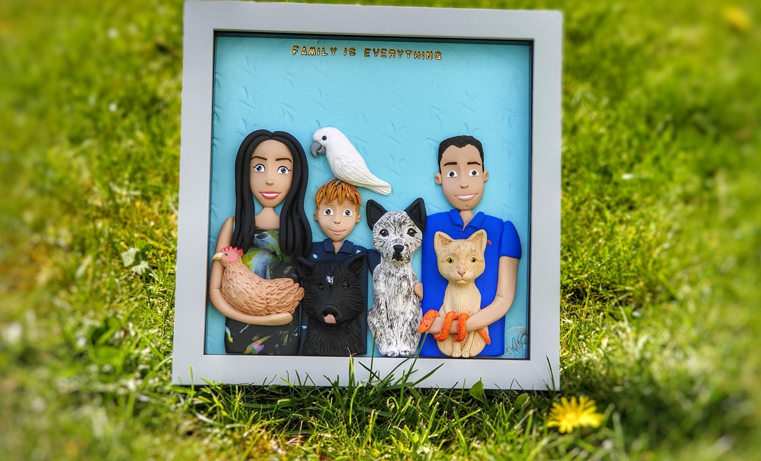Personalised family gifts Decorative plaques Custom photo frames 3D familly with pets sculpture