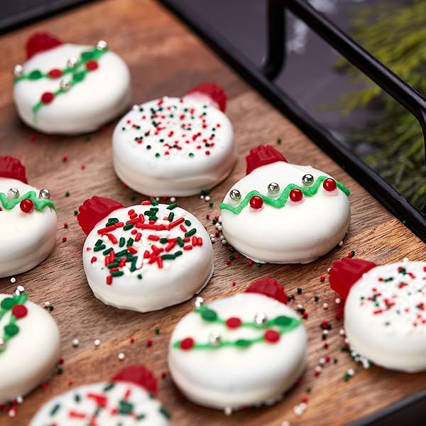 OREO WHITE FUDGE COVERED CHOCOLATE SANDWICH COOKIES, LIMITED EDITION HOLIDAY COOKIES, 8.5 OZ