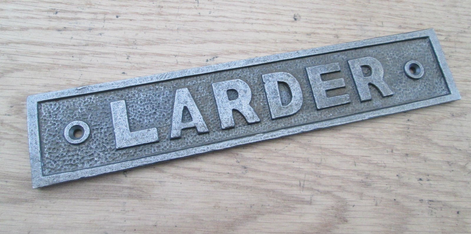 IRONMONGERY WORLD® Vintage Victorian Old Style Larder Door Sign Notice Plate Plaque