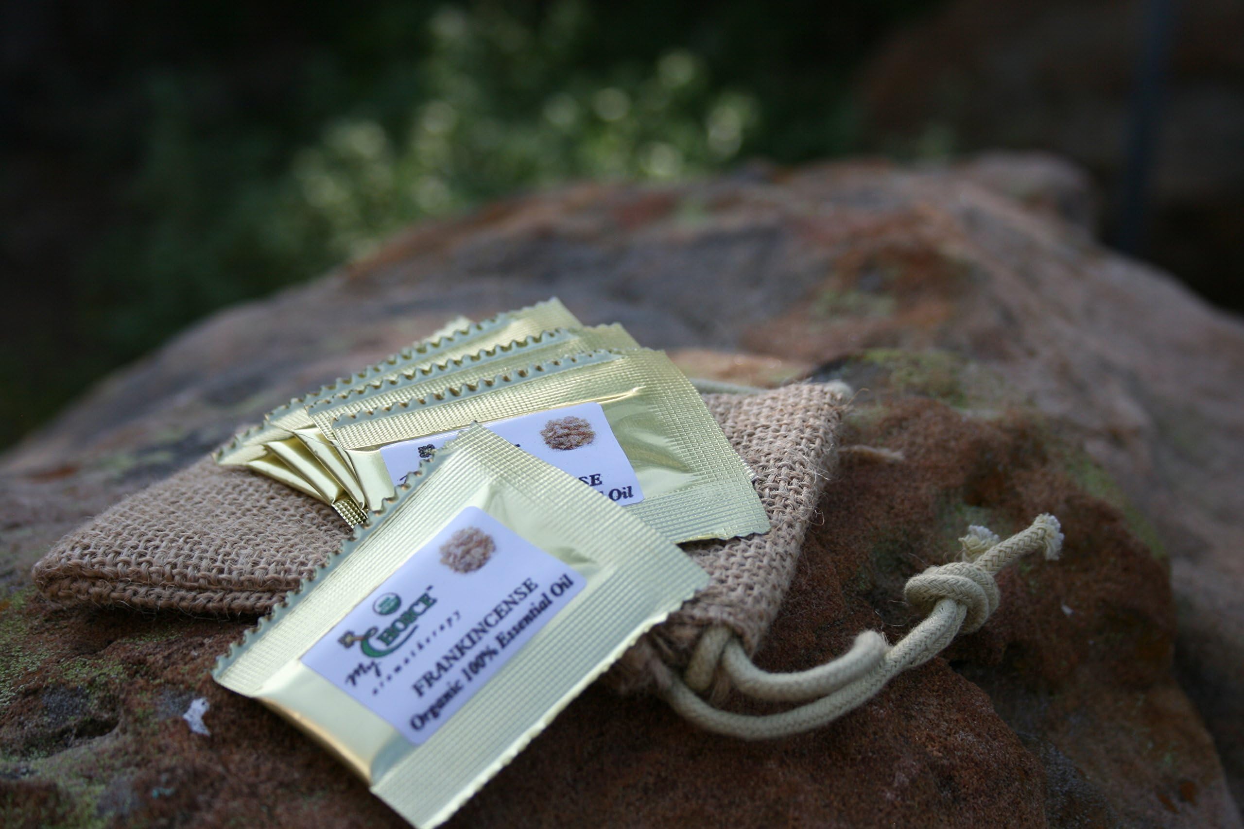 myChoice Aromatherapy FRANKINCENSE ORGANIC BLEND - 5 Scented Natural Car Air Fresheners Refill Pads of Frankincense & Geranium Essential Oils - Packed in a Natural Travel Jute Pouch