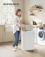 SONGMICS Bamboo Laundry Hamper with Lid 72 L Removable Liner Cloud White view 2
