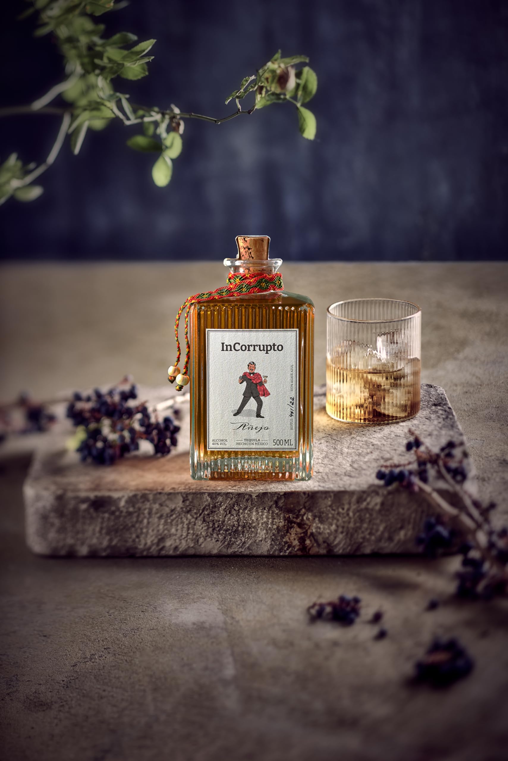 InCorrupto Añejo Tequila – 100 % Blaue Weber-Agave | 2 Jahre gereift in Bourbon- und Rotweinfässern | Weich & komplex | Premium-Tequila aus Mexiko | 40 % Vol | 0,5 l 3