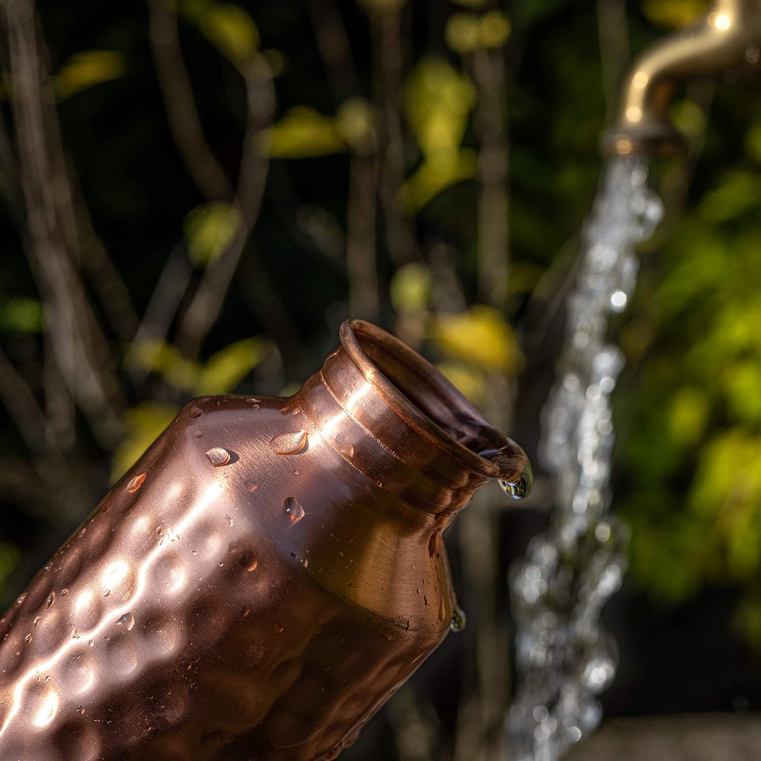 Kosdeg Hammered Copper Water Bottle 1L / 34oz, Vintage Modern Design, An Ayurvedic Copper Vessel, Drink More Water - Image 4