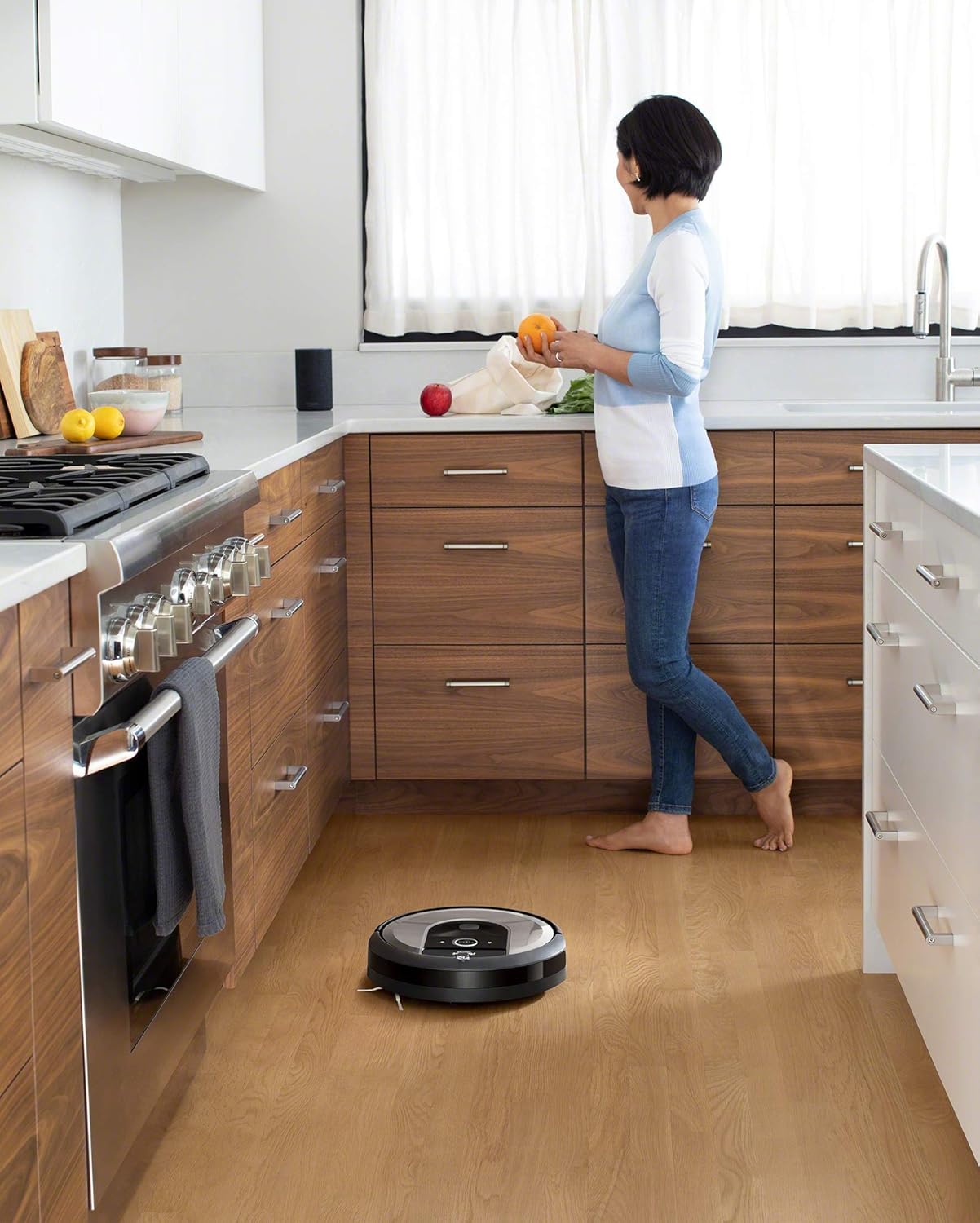 iRobot Roomba i7 (i7156) WiFi-connected Robot Vacuum Cleaner
