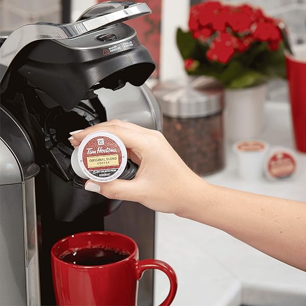 TIM HORTONS ORIGINAL BLEND, MEDIUM ROAST COFFEE, SINGLE-SERVE K-CUP PODS COMPATIBLE WITH KEURIG BREWERS, 32CT K-CUPS,RED