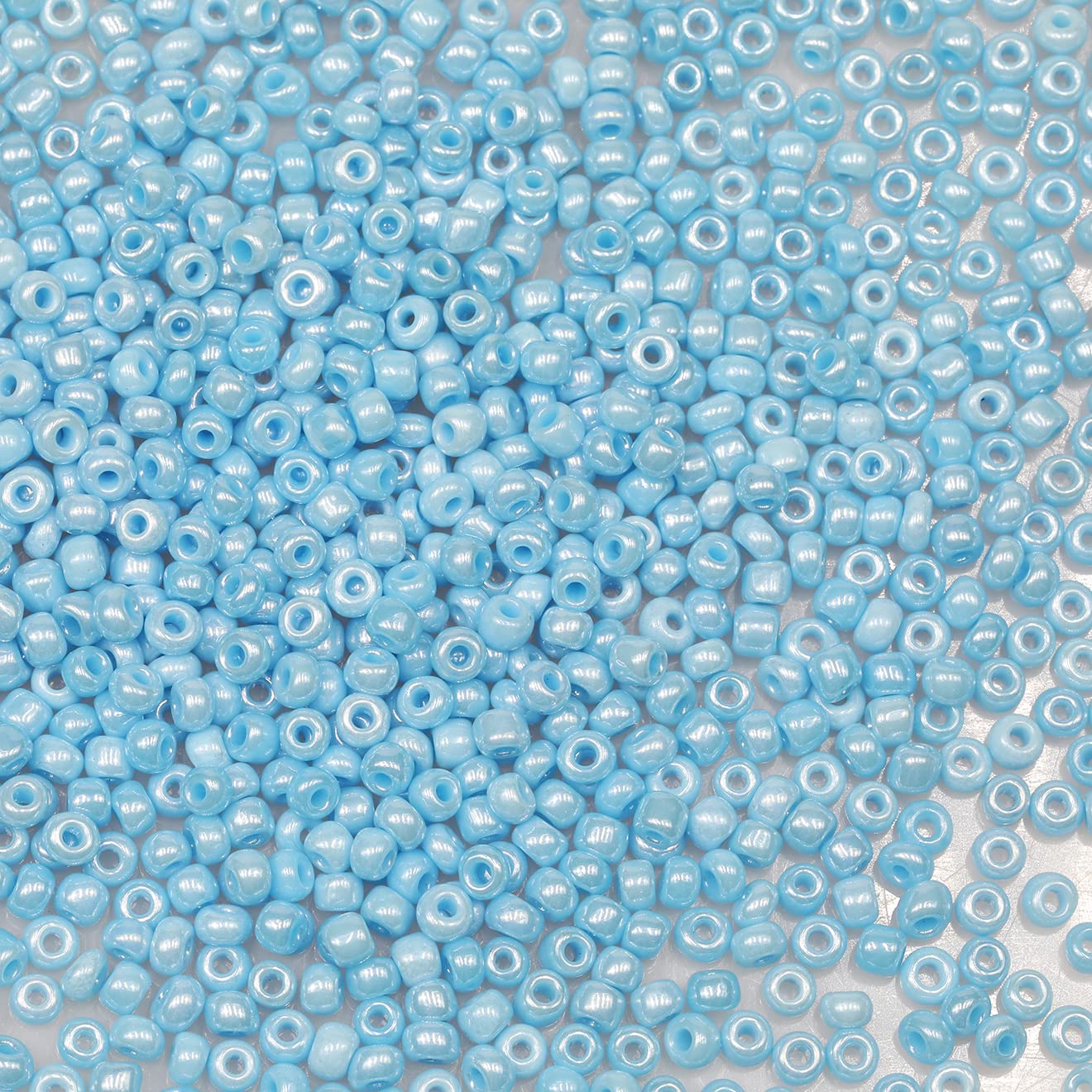 Bala&Fillic Light Blue Pearl Color 3mm Seed Beads About 3600pcs/100Grams in Bag, 8/0 Glass Craft Beads for Making Bracelet Necklace Earring(Light Blue Pearl)