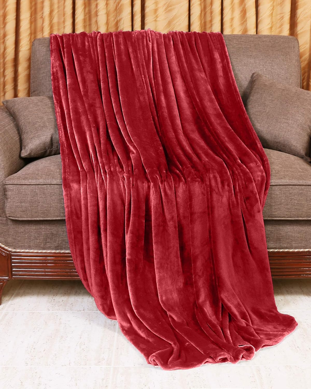 Utopia Bedding Fleece Blanket Queen Size Burgundy 300GSM Luxury Bed Blanket Fuzzy Soft Blanket Microfiber: Home & Kitchen
