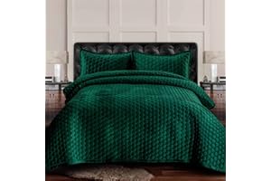 Tribeca Living Velvet Queen Quilt Set, Three-Piece Honeycomb Stitch Bedding, Super Soft 260GSM Velvet, Oversized Quilt and Two Sham Pillowcases, Emerald Green