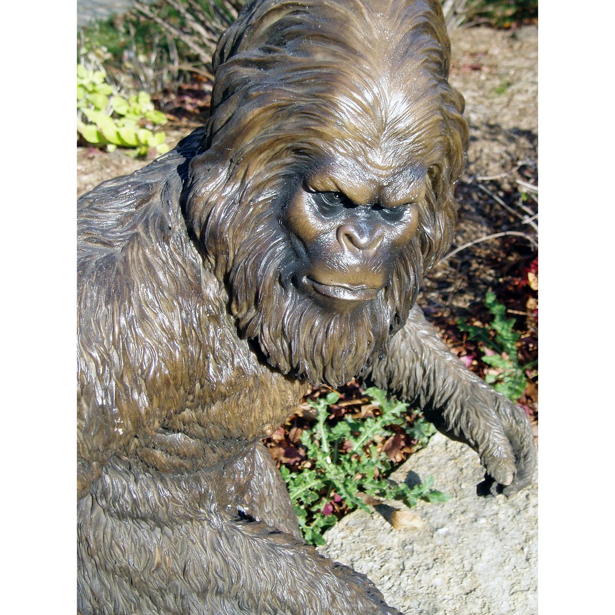 Design Toscano Yeti the Bigfoot Garden Statue Large 28 Inch Polyresin