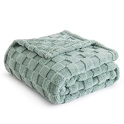 Bedsure Sage Green Fleece Blanket for Couch - Super