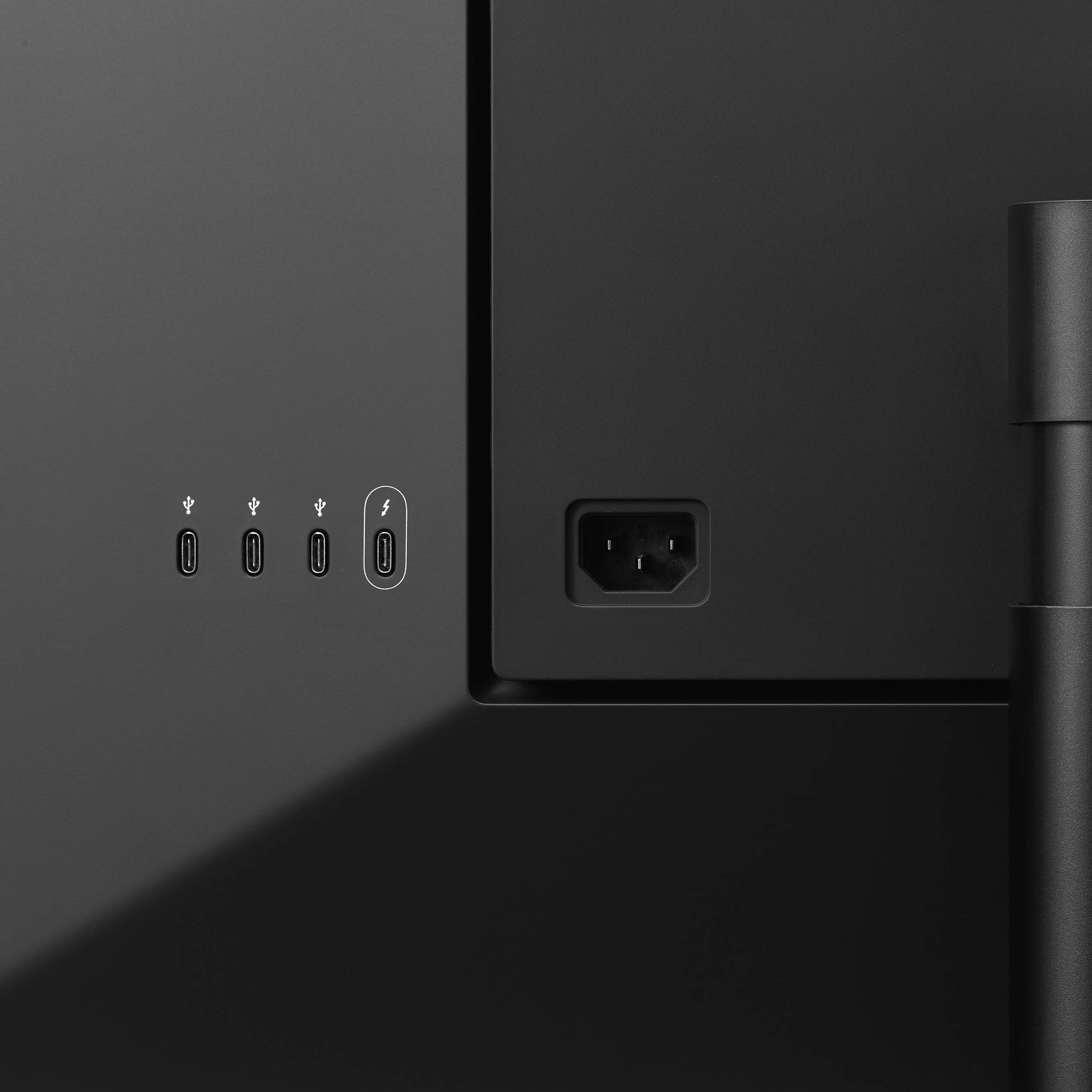 LG 24MD4KL-B 24 Inch Ultrafine UHD (3840 x 2160) IPS Monitor, P3 Wide Color Gamut 500 nits Brightness, Thunderbolt 3 (x2), USB-C Ports (x3), Height/Tilt Adjustable Stand,Black