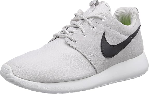 nike roshe black suede