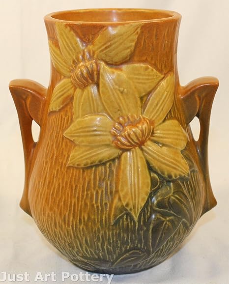 Roseville Pottery Clematis Brown Vase 103 6 Amazon Co Uk Kitchen