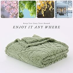 PU MEI Sage Green Fleece Throw Blanket for Couch